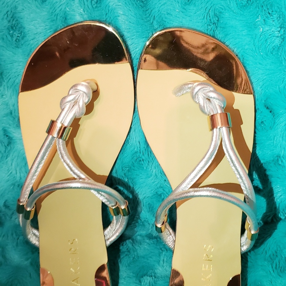 Sexy gold and silver flats